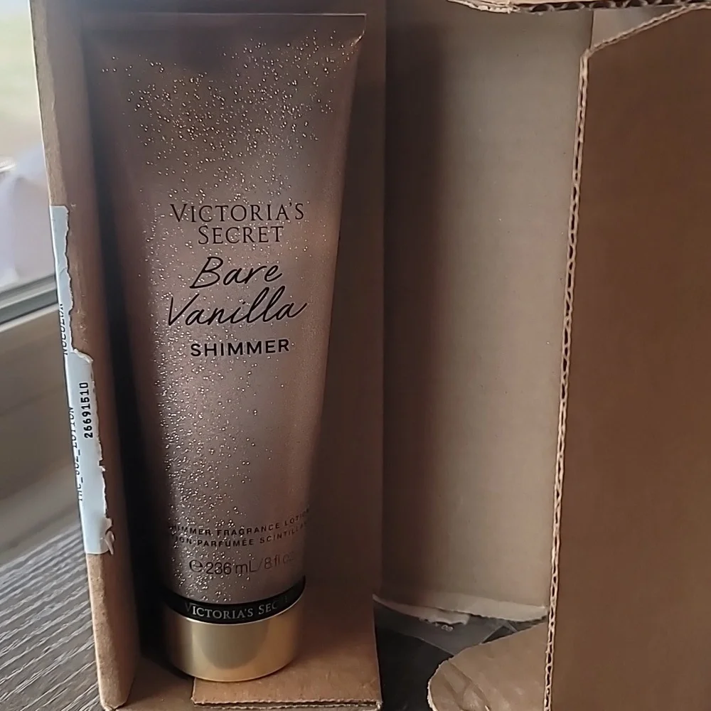 Victoria's secret LIMITED EDITION bare vanilla shimmer body lotion